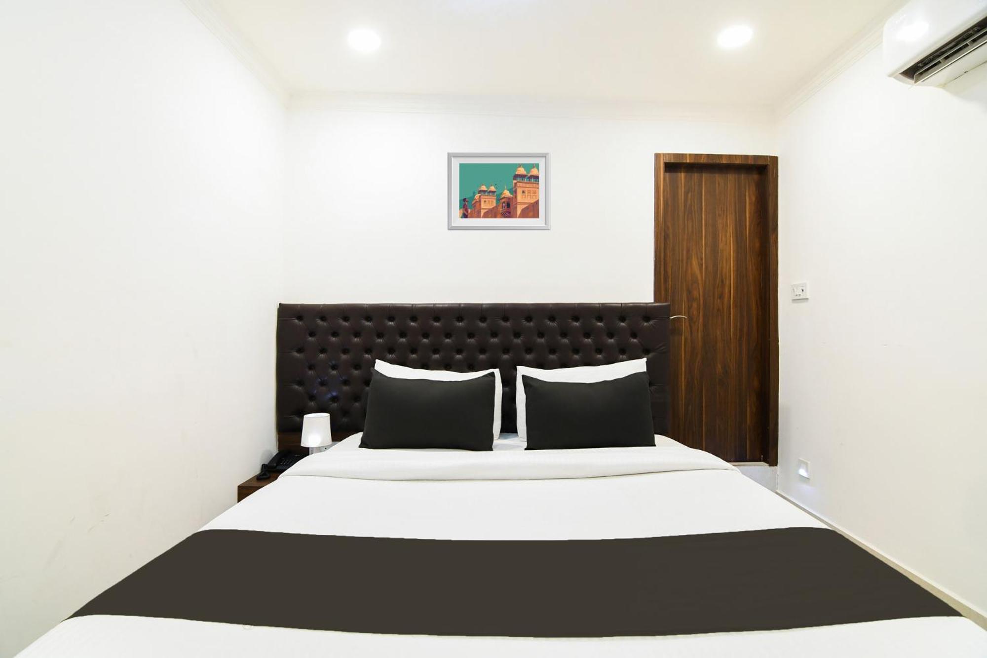 Super Hotel O Eminent Hotel Колката Екстериор снимка
