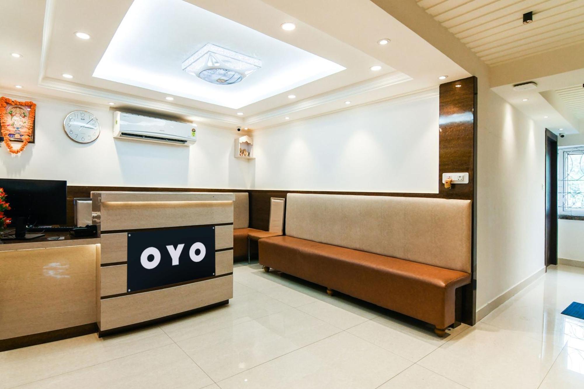 Super Hotel O Eminent Hotel Колката Екстериор снимка